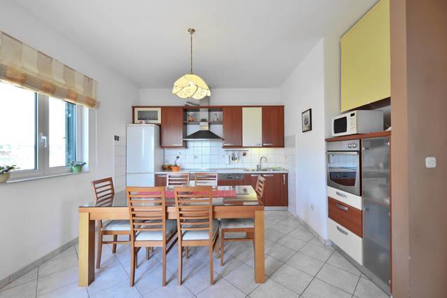 Apartment Lejo Jesenice  Buitenkant foto
