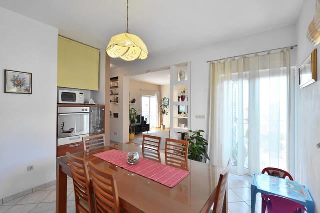 Apartment Lejo Jesenice  Kamer foto